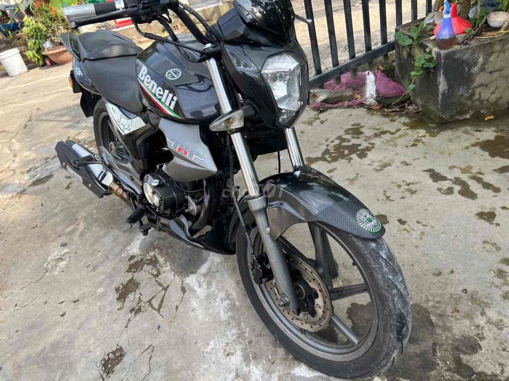 Bennili 175cc. may zin ngon bs 37. Mua bán Xe máy tại Thành phố Ngã Bảy Hậu Giang được đăng bởi Minh Hieu  hình 1