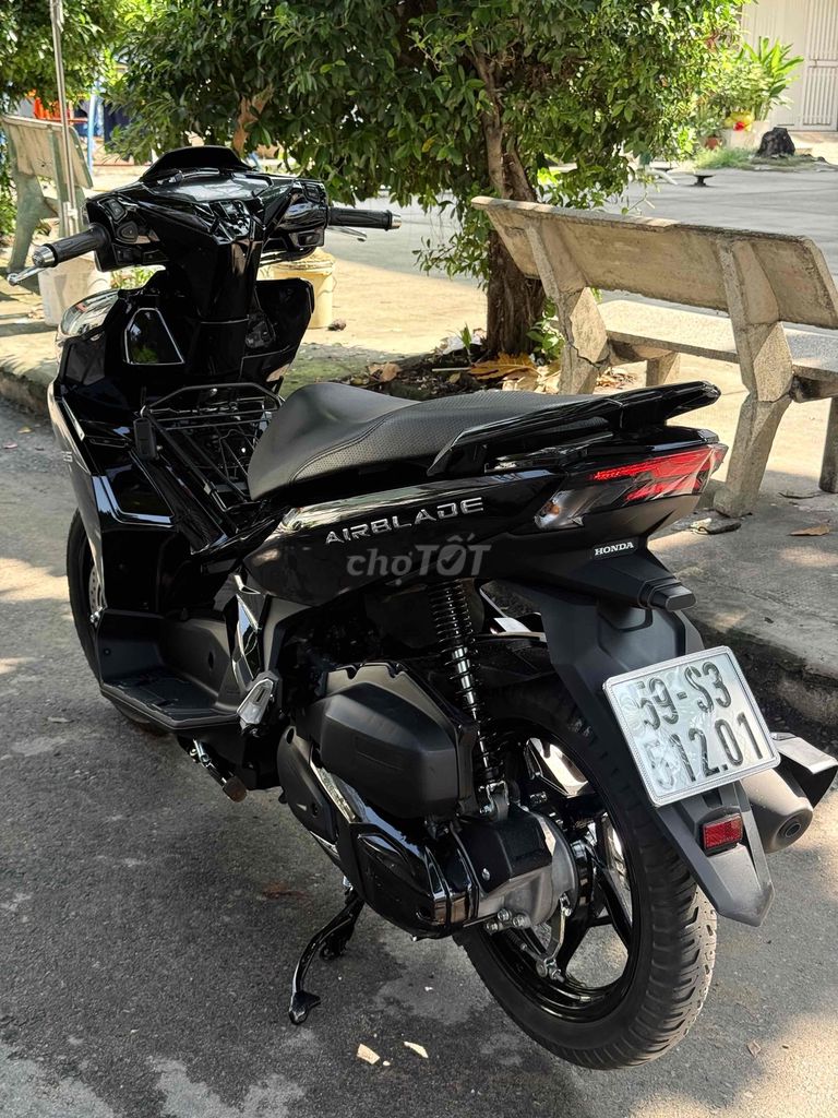 Воздушный клинок Honda 125 куб. см 2022, серебро