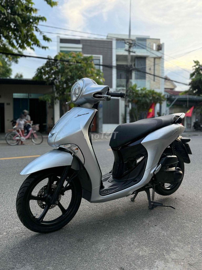 Janus 2019 Smartkey B.số 43 cực đẹp 390.86. Mua bán Xe máy tại Quận Liên Chiểu Đà Nẵng được đăng bởi Hòa Xe Máy Cũ hình 2