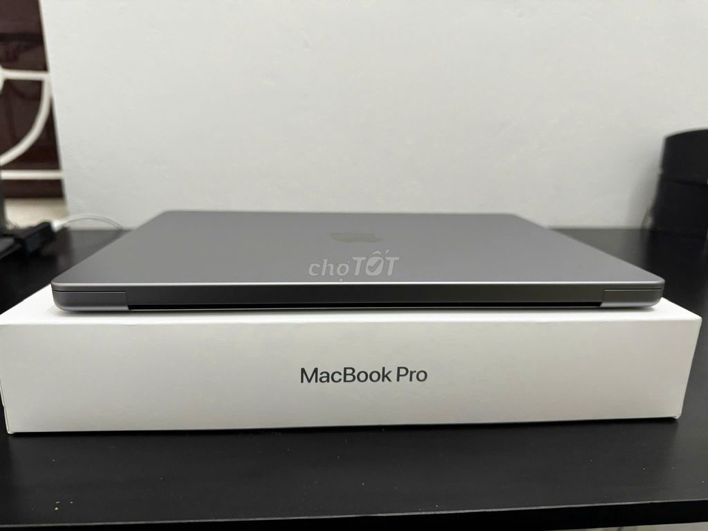 Apple MacBook Pro 14 inch M1 Max. Mua bán Laptop tại Quận Nam Từ Liêm Hà Nội được đăng bởi Oh Nami hình 1