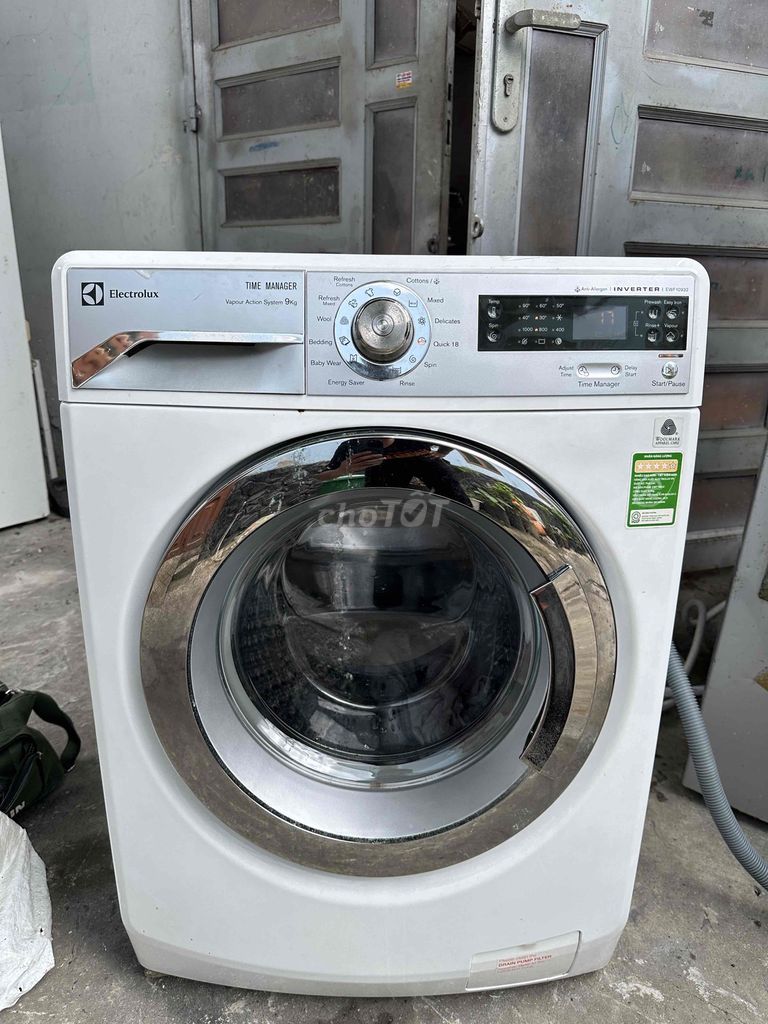 Máy giặt Electrolux Inverter 9kg cửa trước. Mua bán Máy giặt tại Quận Bình Tân Tp Hồ Chí Minh được đăng bởi Quang Minh hình 1