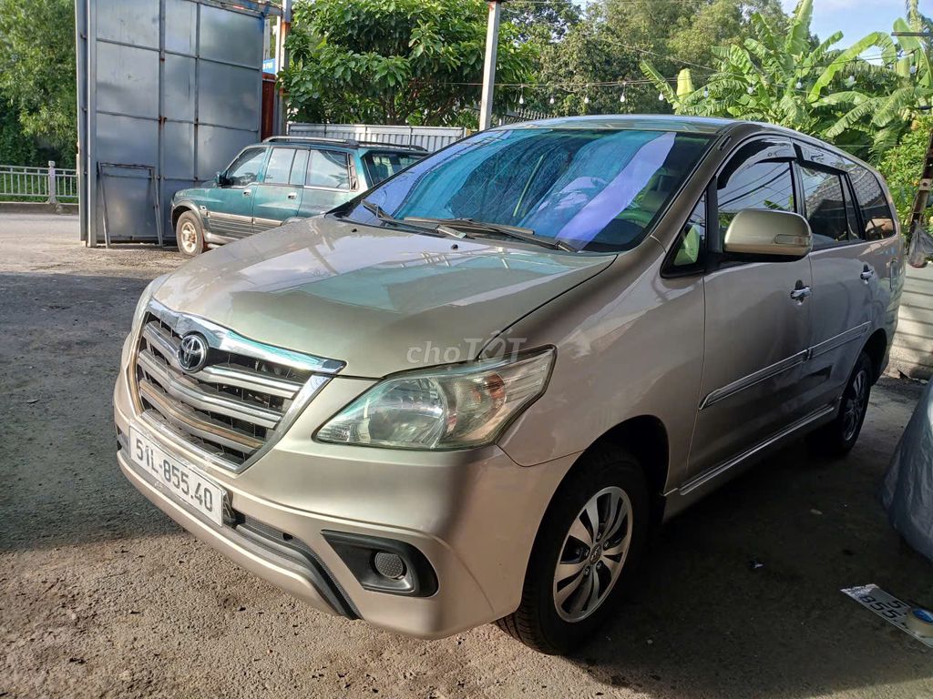 Toyota Innova 2015 E Vàng cát. Mua bán Ô tô tại Quận 12 Tp Hồ Chí Minh được đăng bởi A.Sang hình 5