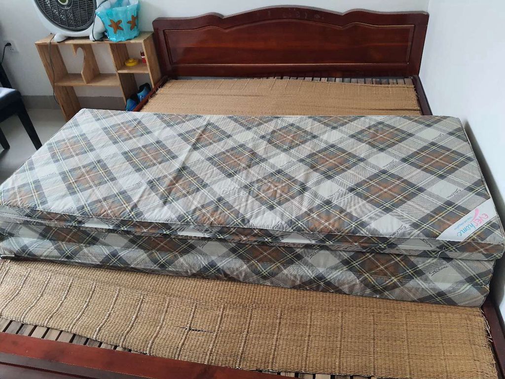 Tặng miễn phí đệm bông ép Everon 7cm Đã sử dụng. Mua bán Giường, chăn ga gối nệm tại Huyện Đông Anh Hà Nội được đăng bởi Khac Quy hình 1