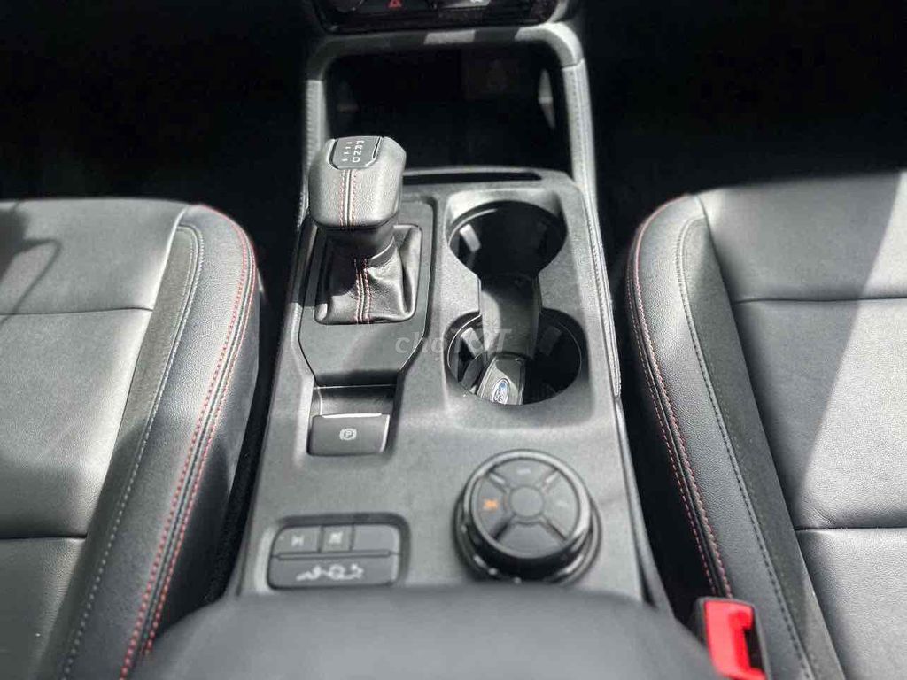 Ford Stomtrak odo lướt 3.100 km. Mua bán Ô tô tại Quận 3 Tp Hồ Chí Minh được đăng bởi Sơn Nguyễn hình 10