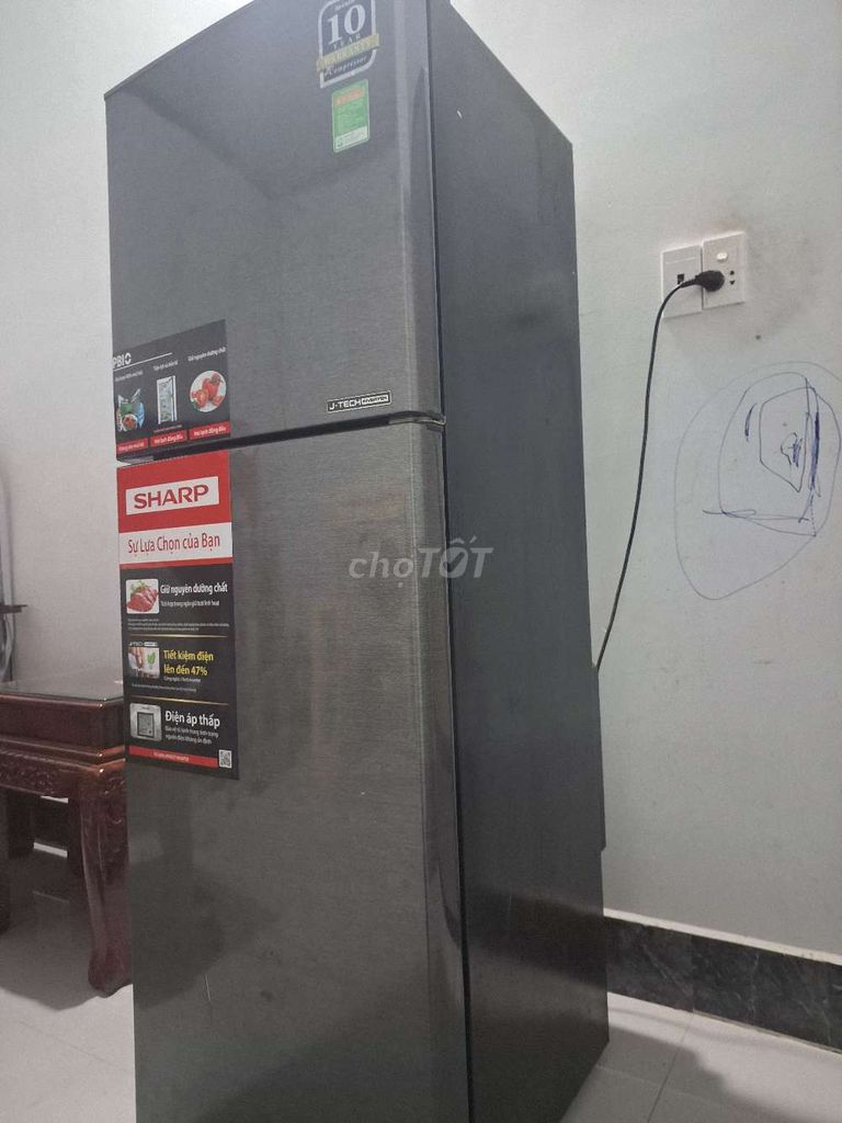 Tủ lạnh Sharp 240 lít Inverter Thái Lan Nguyên zin. Mua bán Tủ lạnh tại Thành phố Bà Rịa Bà Rịa - Vũng Tàu được đăng bởi thủy hình 1