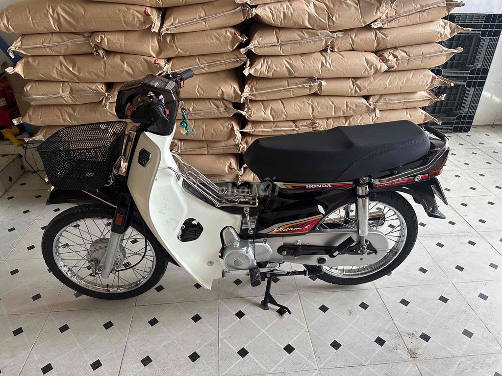 Honda Dream Thai up 110 коричневый, белый
