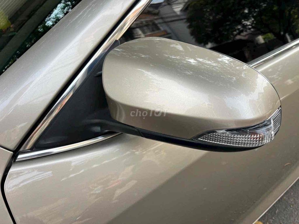 Toyota Camry 2015 2.0E  chính chủ. Mua bán Ô tô tại Thành phố Thủ Dầu Một Bình Dương được đăng bởi Hoa hình 9