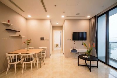 Rent · 2 bd · 72 м² · Quận 1, ул. Tôn Đức Thắng