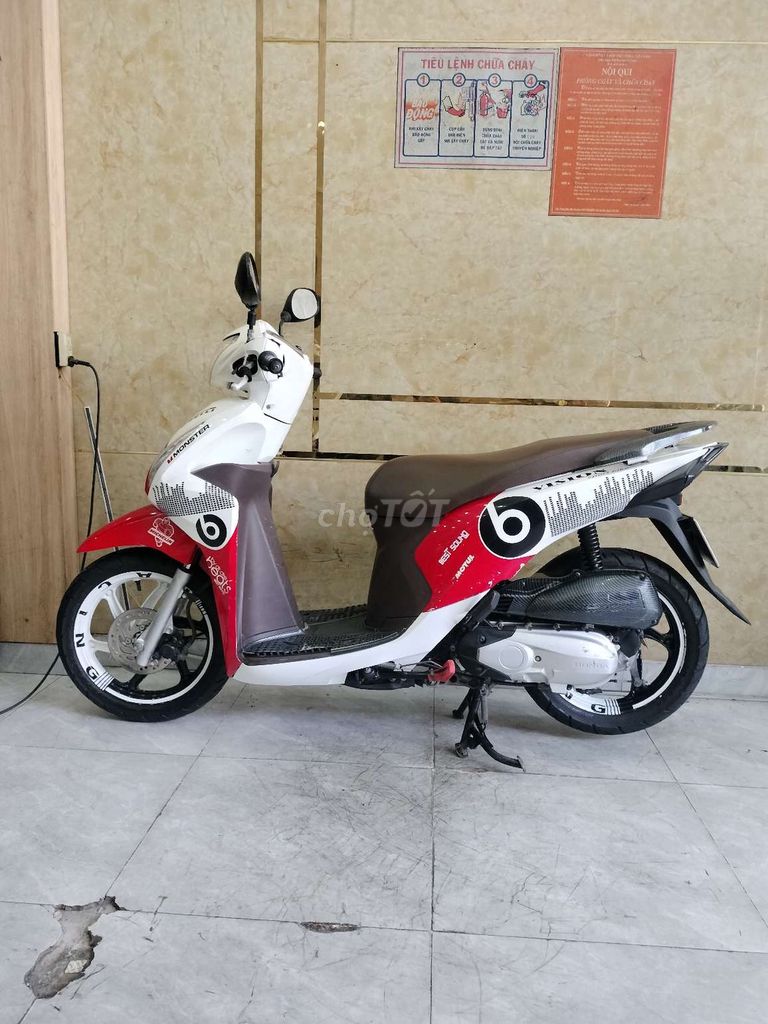 Honda Vision FI 2019, разрешение на покупку и продажу в порядке,