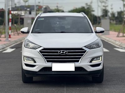 Hyundai Tucson 2.0AT 2020, màu trắng. Mua bán Ô tô tại Quận Gò Vấp Tp Hồ Chí Minh được đăng bởi Xuân Trường