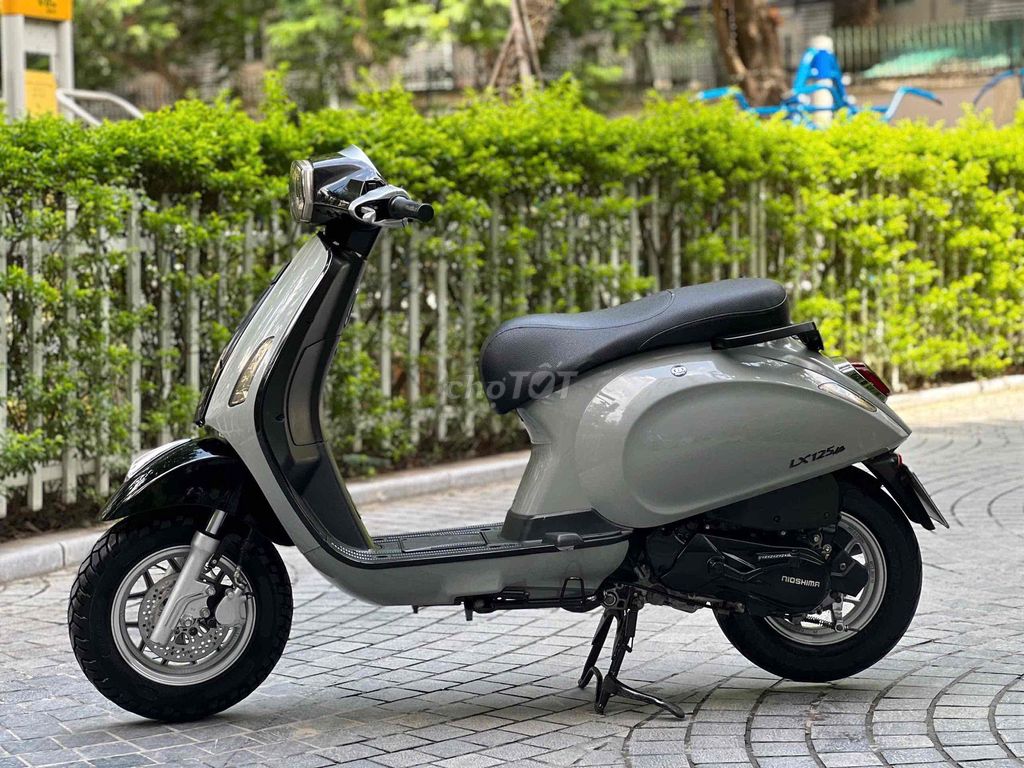 Vespa S 50cc 2023 chính chủ xe đẹp. Mua bán Xe máy tại Quận Cầu Giấy Hà Nội được đăng bởi Anh Khoa hình 3