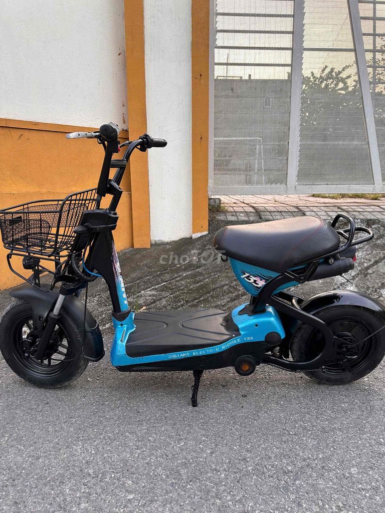 xe Giant nhập bền, bình khoẻ. Mua bán Xe điện tại Quận Hoàng Mai Hà Nội được đăng bởi Mika Nguyễn hình 3