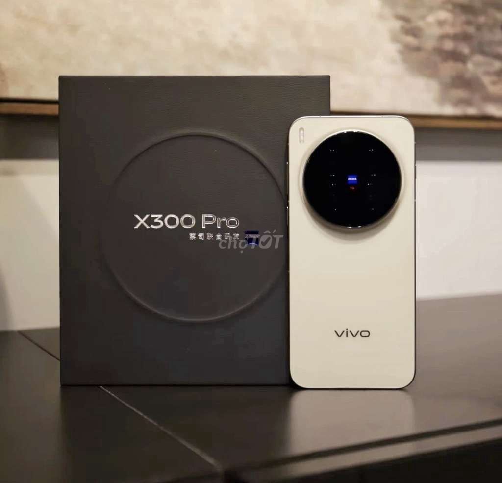Vivo X300 Pro 12/256 vàng cát siêu keng. Mua bán Điện thoại tại Thành phố Bến Tre Bến Tre được đăng bởi BinBin hình 1