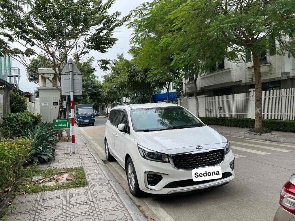 CHÍNH CHỦ KIA SEDONA 2019 DẦU TIÊU CHUÂN XE ĐẸP