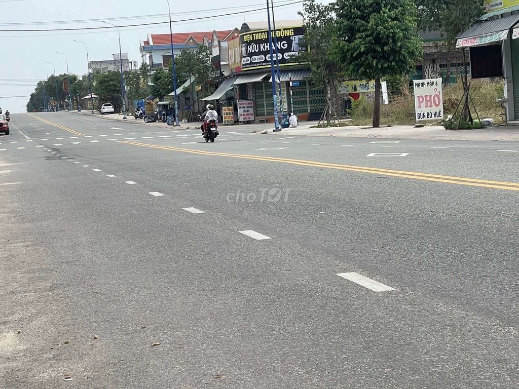 Mặt tiền DL14 vị trí vip