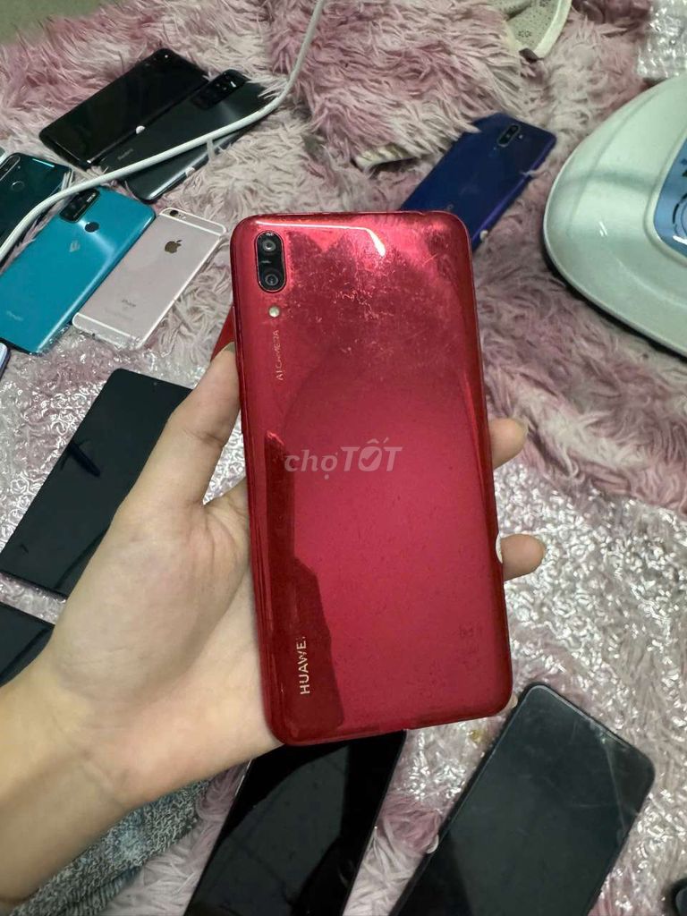 Huawei Y7 Pro 2019 32GB Đỏ,màn dà. Mua bán Điện thoại tại Thành phố Thủ Dầu Một Bình Dương được đăng bởi Phước Mobile hình 1