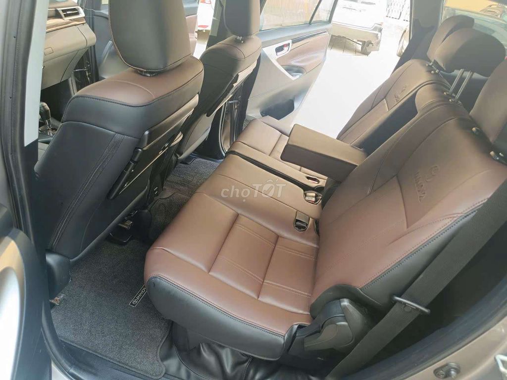 2018 2.0G - 11900 km. Mua bán Ô tô tại Quận Cầu Giấy Hà Nội được đăng bởi Hà Châu Tuyền hình 12