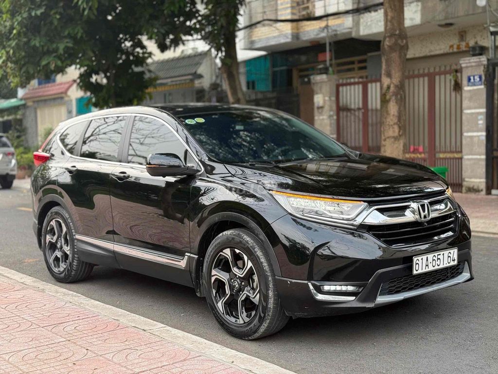 Honda CR-V L 2019, пробег 80 тыс., кредит 70%