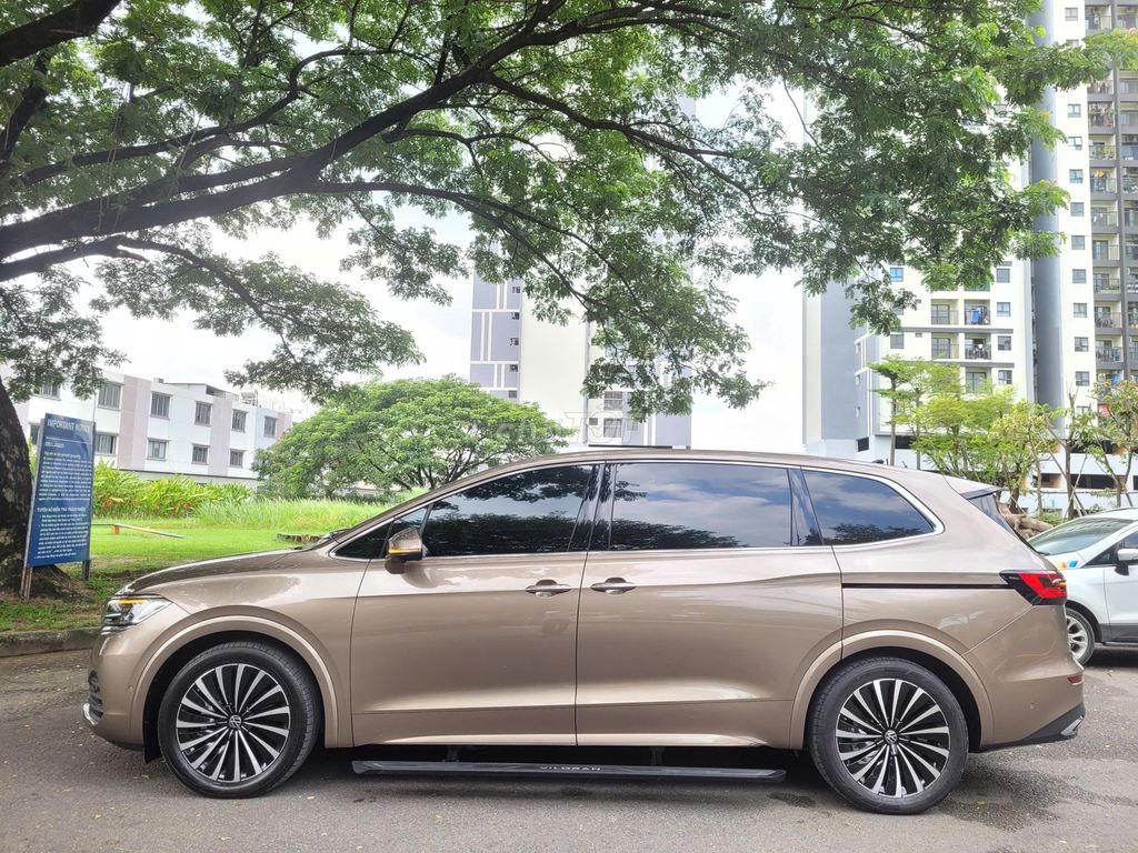 VOLKSWAGEN VILORAN LUXURY 2023. Mua bán Ô tô tại Thành phố Biên Hòa Đồng Nai được đăng bởi Bùi Công Sự hình 10