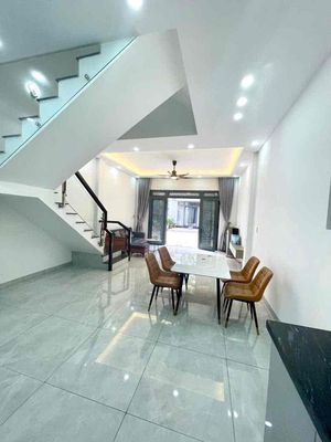 nhà 1 trệt 2 lầu đầy đủ nội thất An Phú,Thuận An,đường 7m đậu ô tô ok