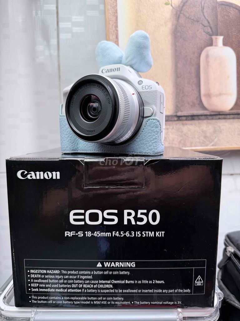 Máy ảnh Canon R50 18-45mm Trắng + lens RF 18-45. Mua bán Máy ảnh, Máy quay tại Thành phố Thuận An Bình Dương được đăng bởi Nguyễn Đình Tú hình 1
