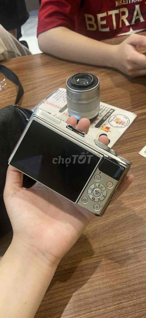 Máy ảnh Fujifilm X-A3 Bạc. Mua bán Máy ảnh, Máy quay tại Huyện Thiệu Hóa Thanh Hóa được đăng bởi Quân hình 1