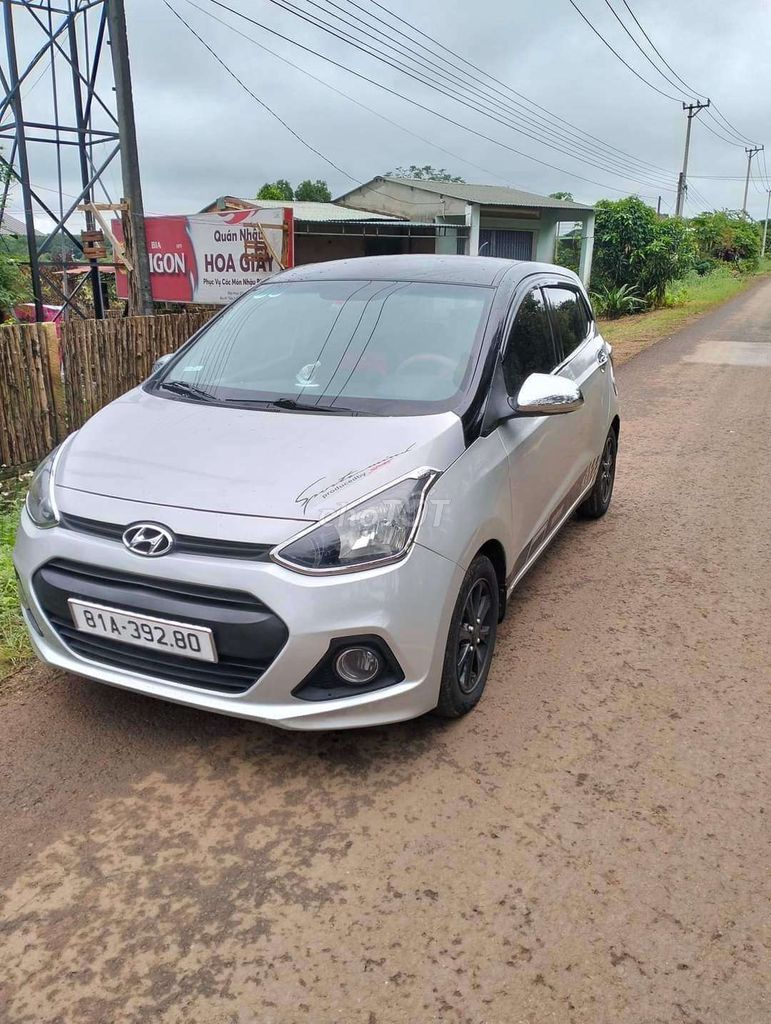 Hyundai I10 2014 nhập hàn số sàn bản đủ xe gia lai