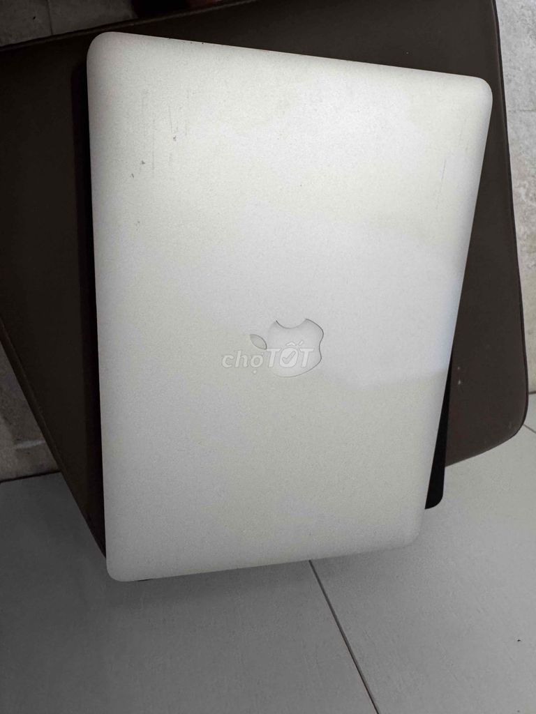 Apple MacBook Air 2017 8GB/122GB Bạc. Mua bán Laptop tại Quận Ngũ Hành Sơn Đà Nẵng được đăng bởi Đinh Vũ Thọ hình 1