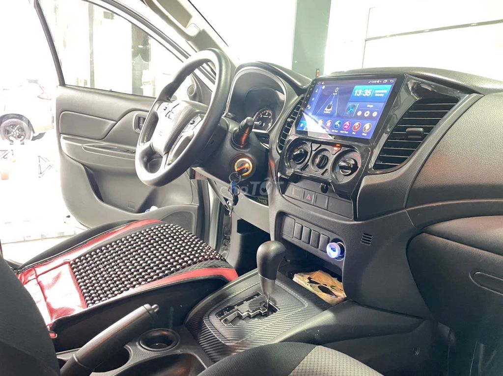 Mitsubishi Triton 2021 4x2 AT bảo dưỡng full hãng. Mua bán Ô tô tại Thành phố Thủ Dầu Một Bình Dương được đăng bởi Mr Việt Mitsubishi BD hình 12