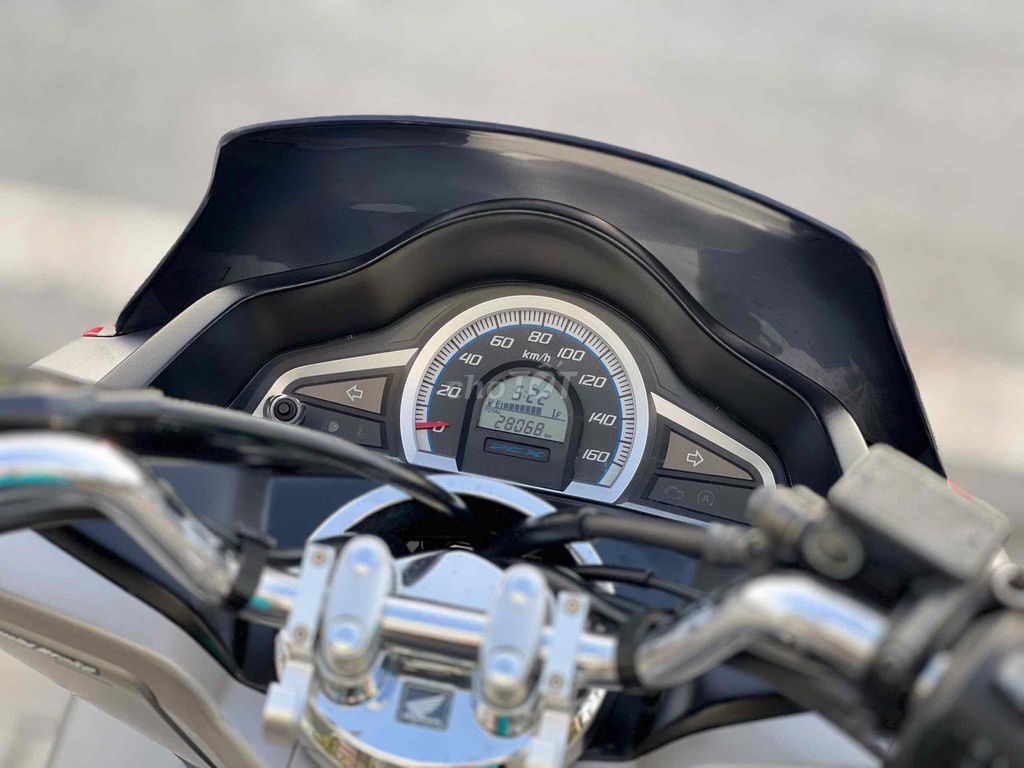 Pcx 125 2014 xám nhám,xe chuẩn đẹp,máy zin chất. Mua bán Xe máy tại Quận Ninh Kiều Cần Thơ được đăng bởi Cửa Hàng Xe máy Tân Lập Hưng hình 5