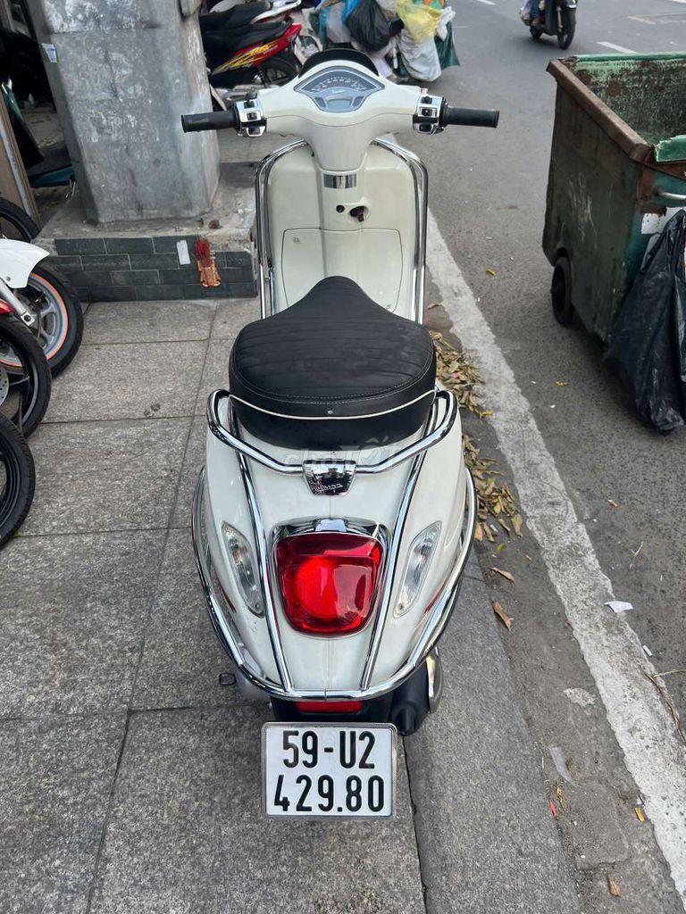 Piaggio spring yget ABS 2021 mới 90% Bstp chính ch. Mua bán Xe máy tại Quận Tân Phú Tp Hồ Chí Minh được đăng bởi Tuanduy hình 3