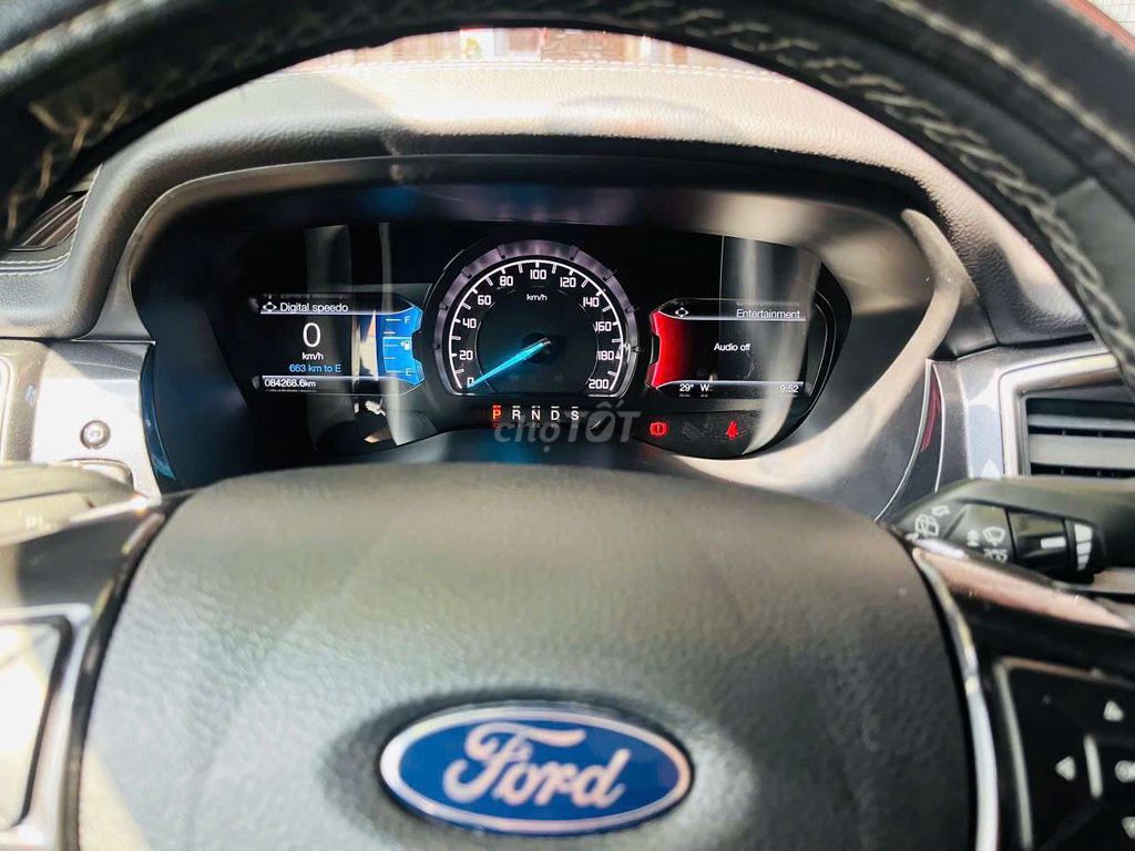 Ford Everest 2020 máy dầu STĐ GĐ dùng mới keng