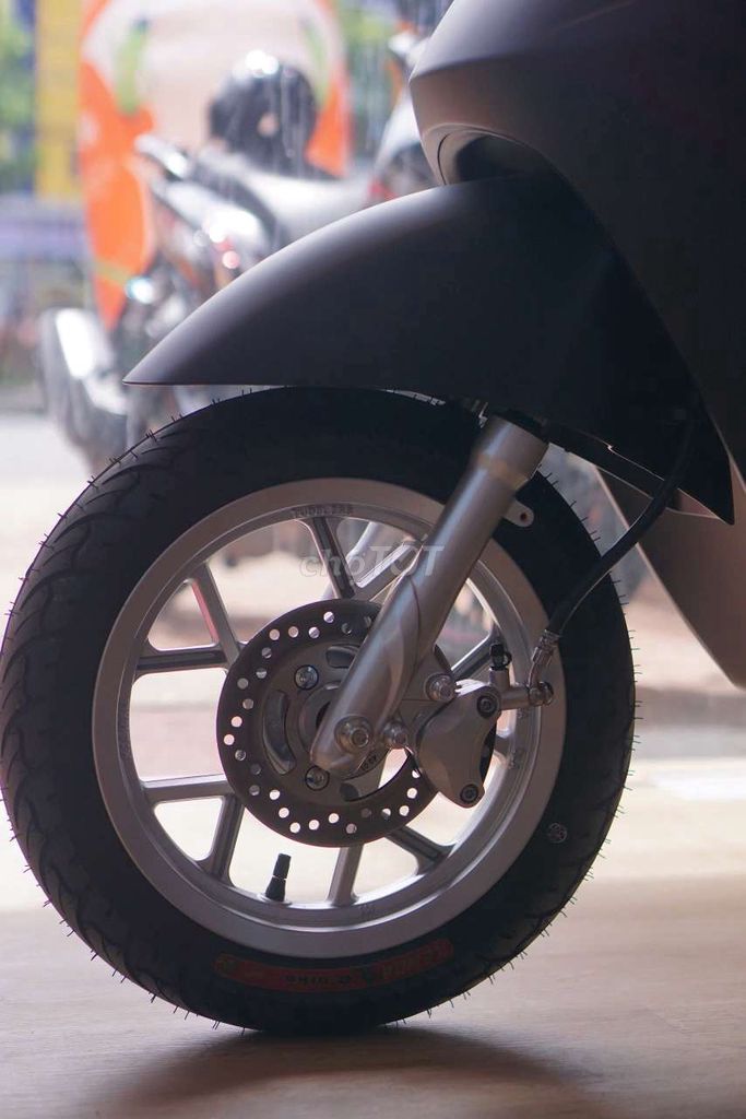 YADEA ORIS xe điện thông minh. Mua bán Xe điện tại Quận Ninh Kiều Cần Thơ được đăng bởi Xe Điện Yadea Trần Phú CT hình 5