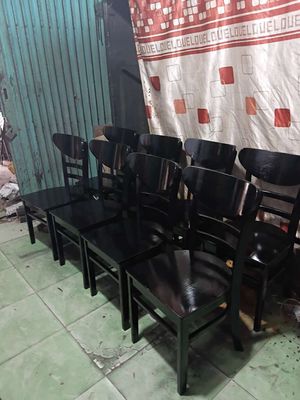 50c ghế gỗ dày đẹp,còn rất mới. Mua bán Bàn ghế tại Quận Gò Vấp Tp Hồ Chí Minh được đăng bởi Bùi Văn Dũng