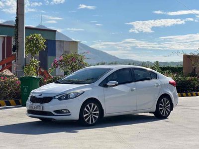 Kia Cerato 2016 1.6 AT - 82000 km. Mua bán Ô tô tại Thành phố Qui Nhơn Bình Định được đăng bởi Tiến