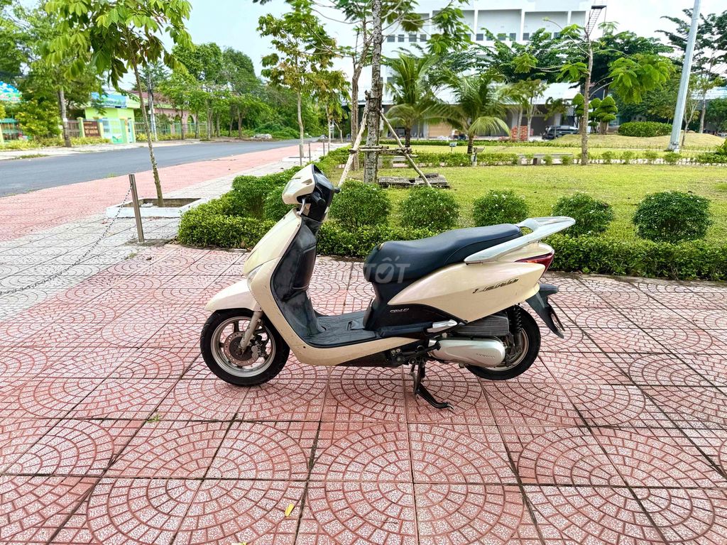 -Honda Lead 110 Fi Xe Zin Máy Cực Kì Ngon. Mua bán Xe máy tại Huyện Phong Điền Cần Thơ được đăng bởi Danh Hà hình 3