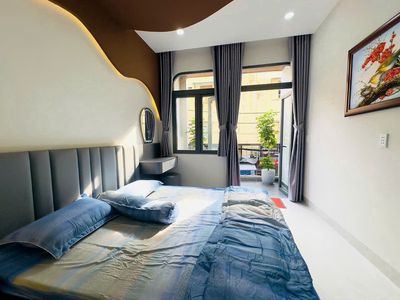 Cho thuê nhà mặt tiền Phan Đăng Lưu, 3 tầng, Full nội thất
