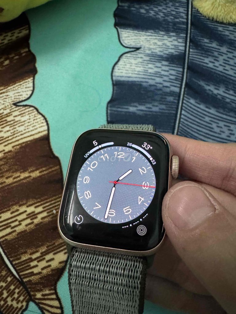 Apple Watch Series 4 40mm Vàng hồng. Mua bán Thiết bị đeo thông minh tại Thành phố Biên Hòa Đồng Nai được đăng bởi vũ uyên hình 1