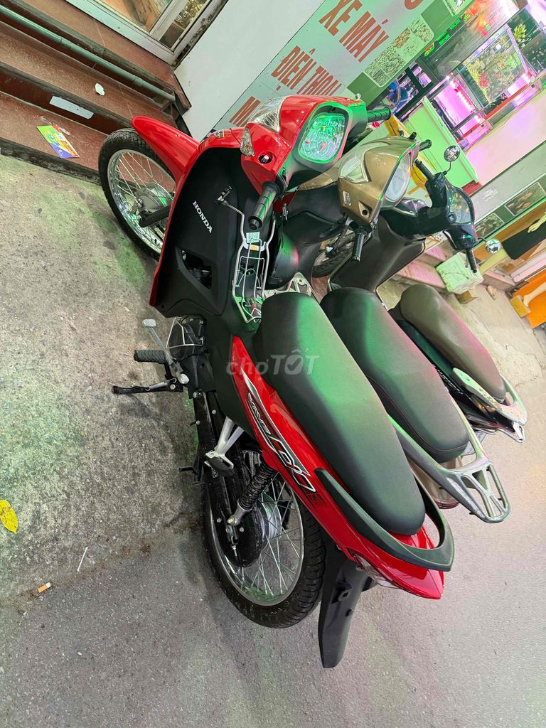 Honda Wave 2026 Красный 2605 км