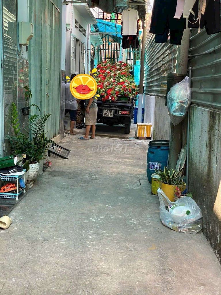 Bán nhà sổ hồng riêng đường xe hơi  ngay chợ vườn lài. Mua bán Nhà ở tại Quận 12 Tp Hồ Chí Minh được đăng bởi Anh Cường nhà  đất  quận  12 hình 6