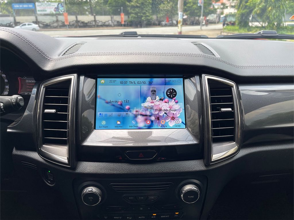 Ford Everest 2021 Titanium 2.0L 4x2 AT - 63000 km. Mua bán Ô tô tại Quận 12 Tp Hồ Chí Minh được đăng bởi Xe Đẹp Minh Khôi hình 8