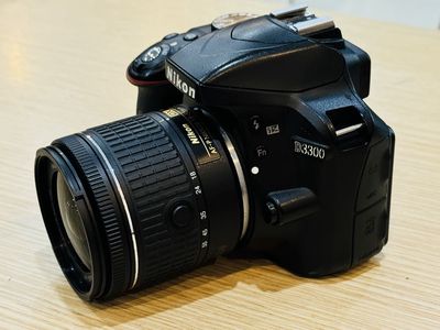 Nikon D3300 kèm 35f1.8 và 18-55 đời mới