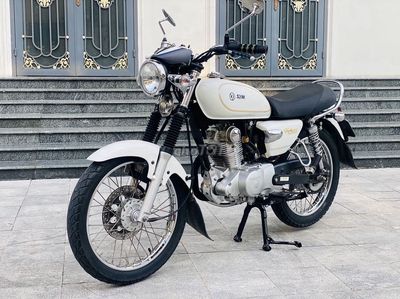 SYM Husky 125 côn tay màu trắng biển HN 2022