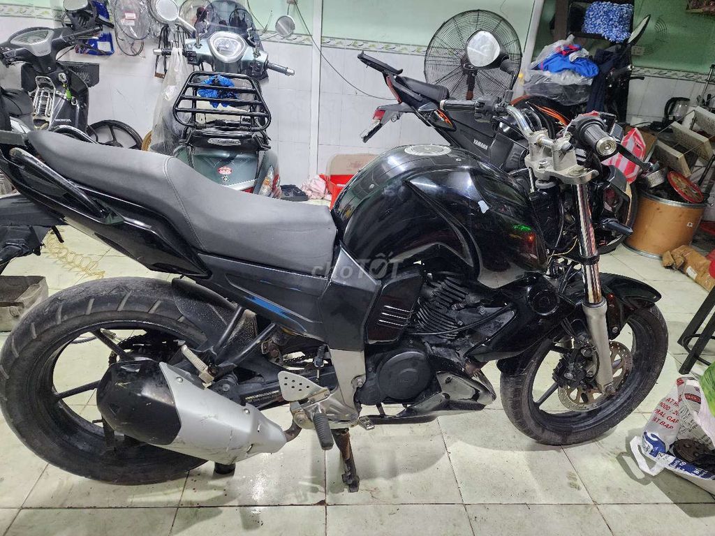 Yamaha Fz16 BSSG giá 11tr5. Có fix ae thiện chí. Mua bán Xe máy tại Quận Bình Thạnh Tp Hồ Chí Minh được đăng bởi Anh Khoa hình 2