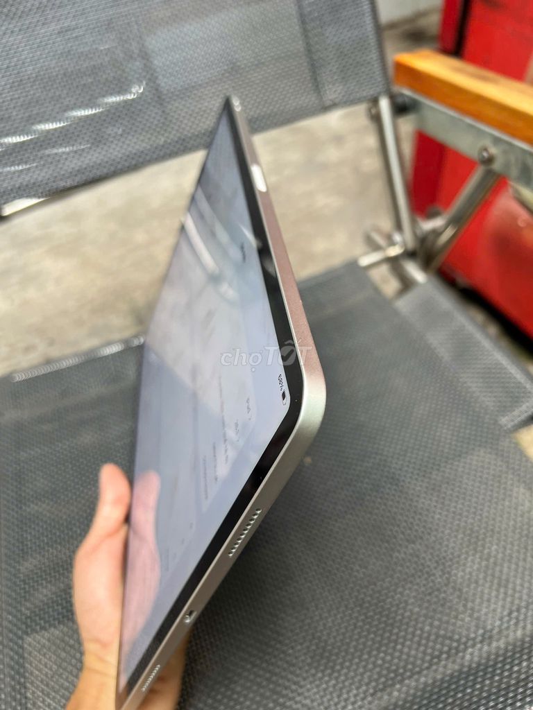 Máy iPad Pro 12.9 inch M2 256GB Bạc Wifi Máy đẹp. Mua bán Máy tính bảng tại Quận 12 Tp Hồ Chí Minh được đăng bởi KPApple hình 1