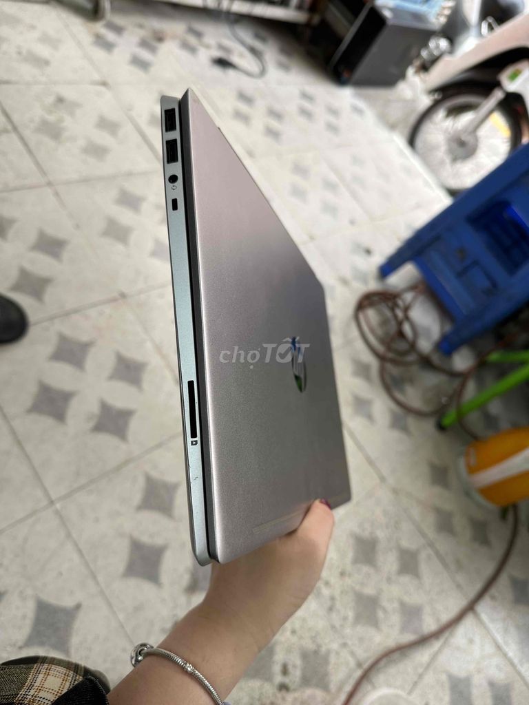 laptop Hp vỏ nhôm thanh lí