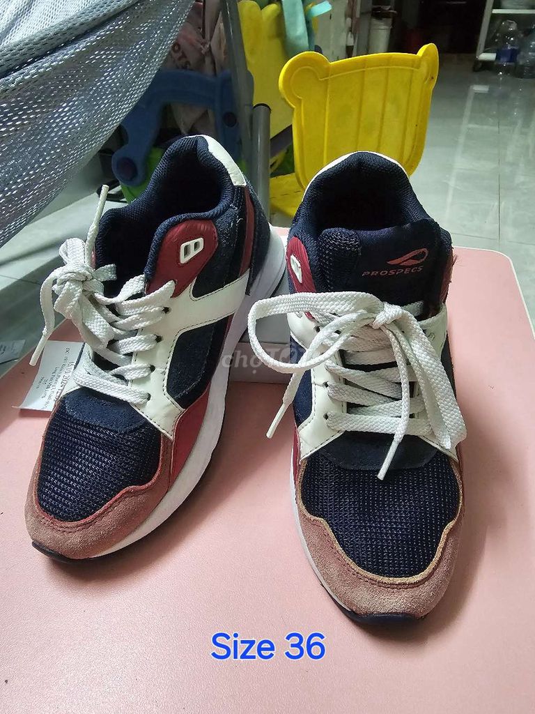 Giày bé trai size 36, giá rẻ