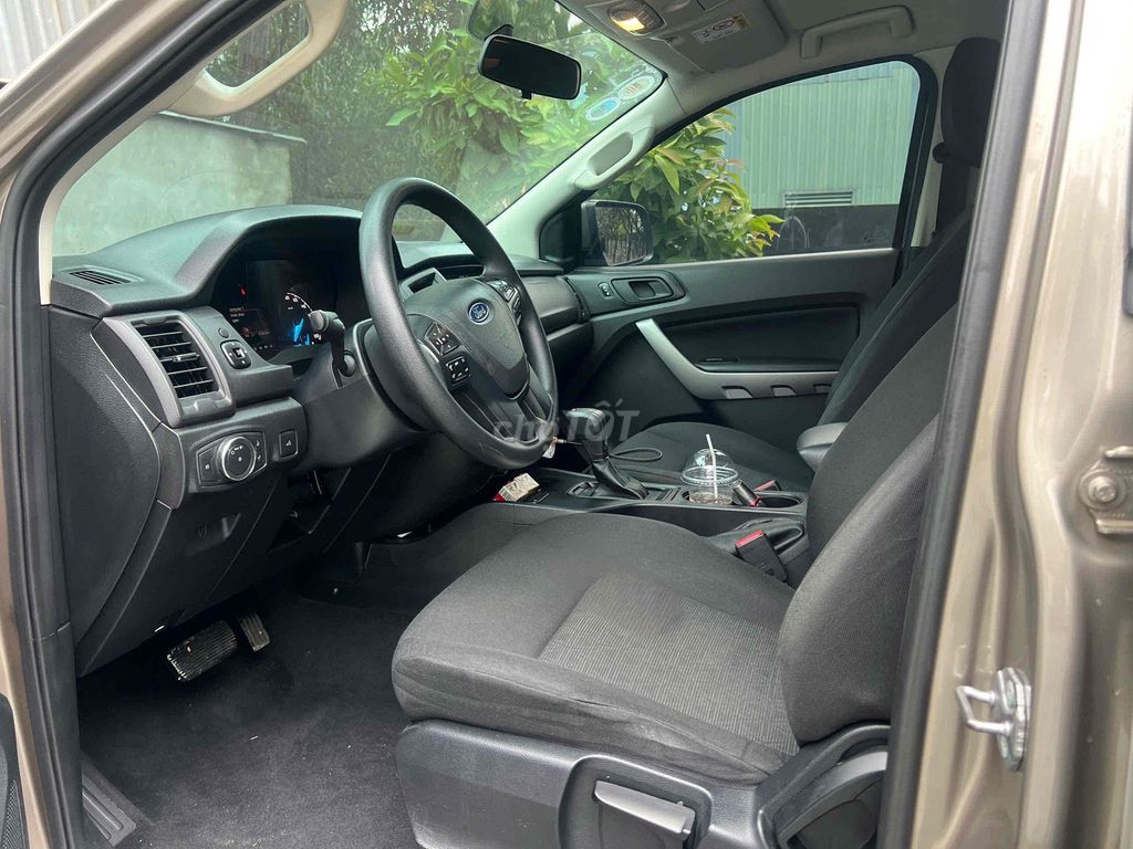 Ford Ranger 2020 XLS 2.2 Vàng cát. Mua bán Ô tô tại Huyện Hóc Môn Tp Hồ Chí Minh được đăng bởi Trần Văn Đoan hình 8