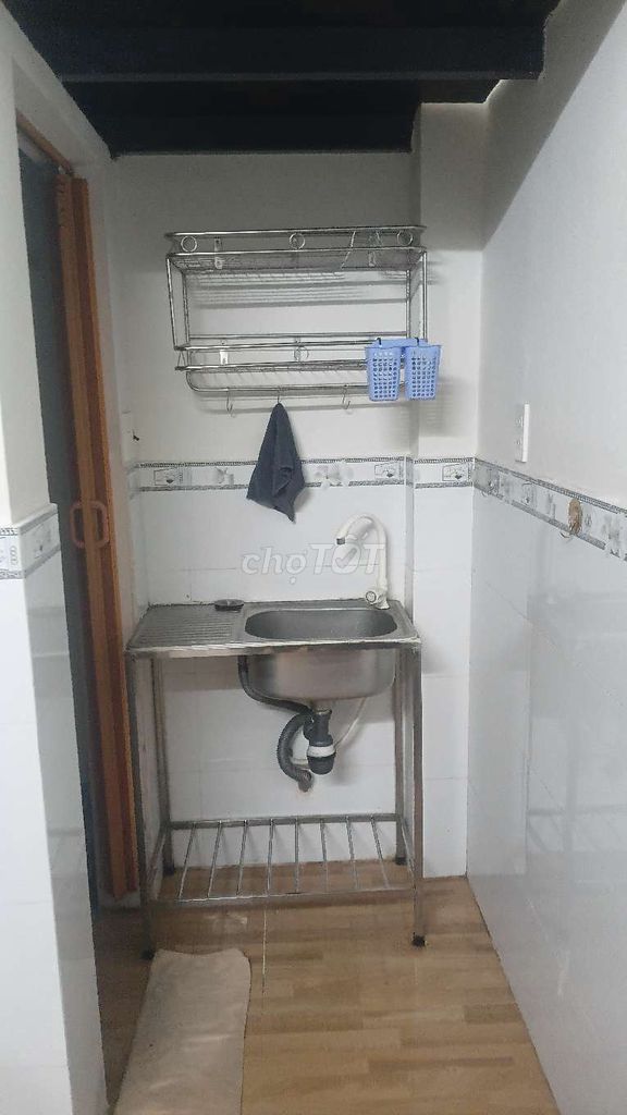 Сдается комната на 2 этаже