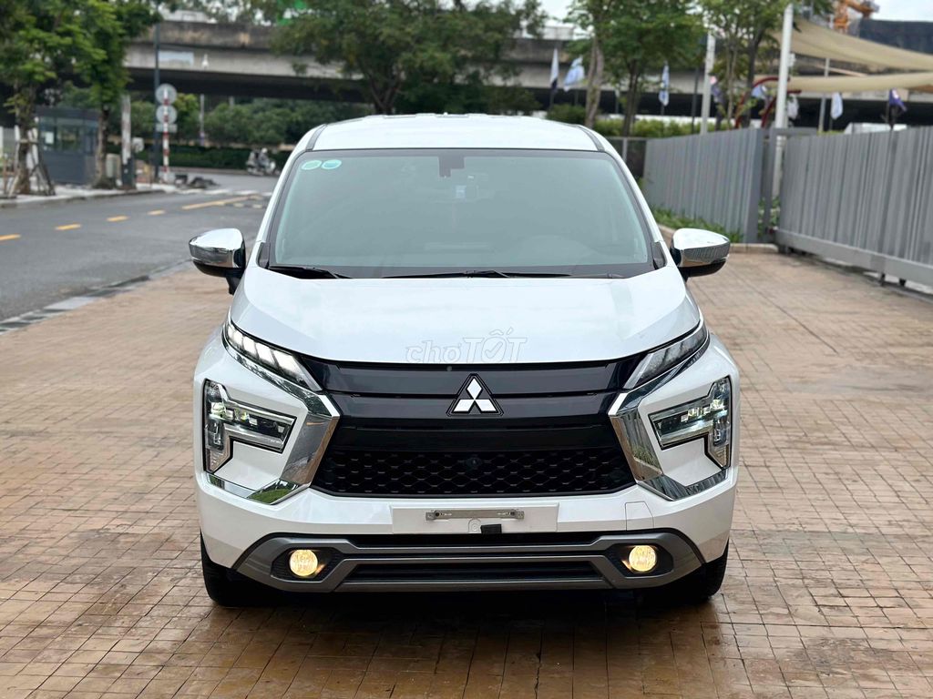 Xe 7 Chỗ Xpander 1.5 sx 2013 AT Premium. Mua bán Ô tô tại Quận Hoàng Mai Hà Nội được đăng bởi Thang Pham hình 1